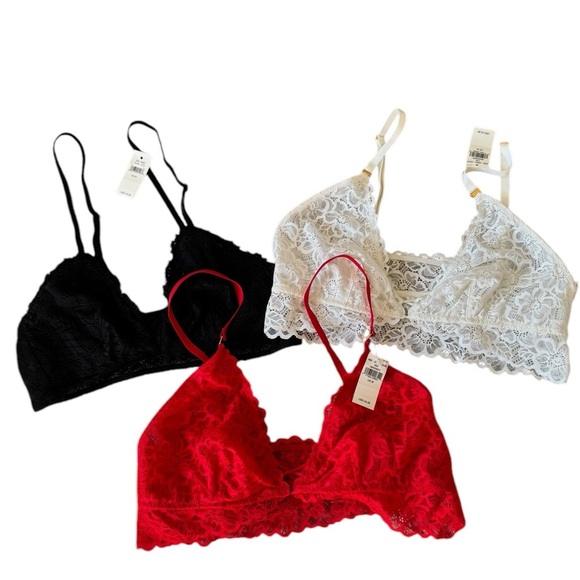Aerie lace bralette bundle of 3 red, white black medium Valentine’s Day - Picture 1 of 2